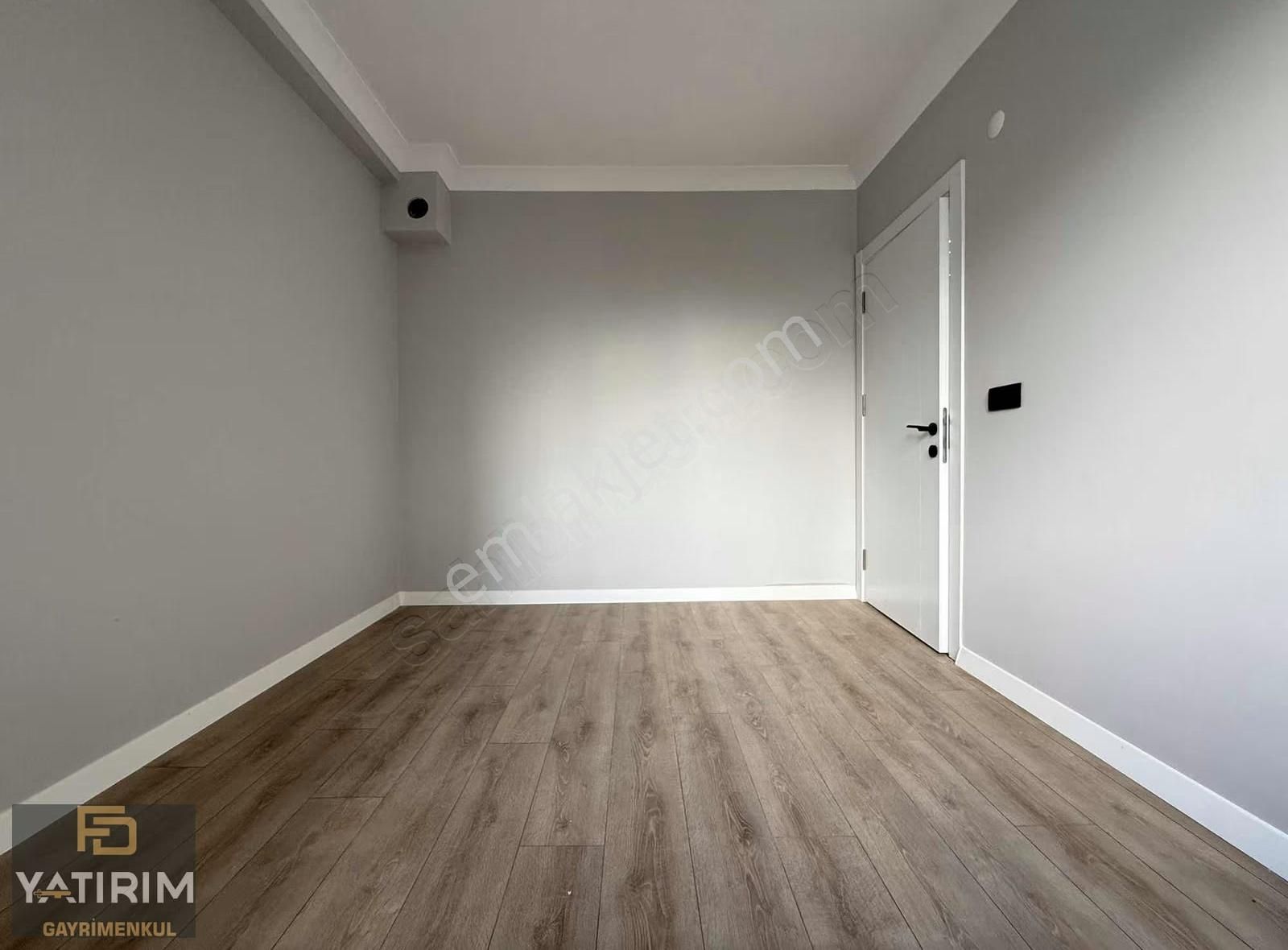 Tuzla Caddesi Üzeri Lüks Yerden Isıtmalı2+1 Yüksek Giriş Daire - Görsel 22