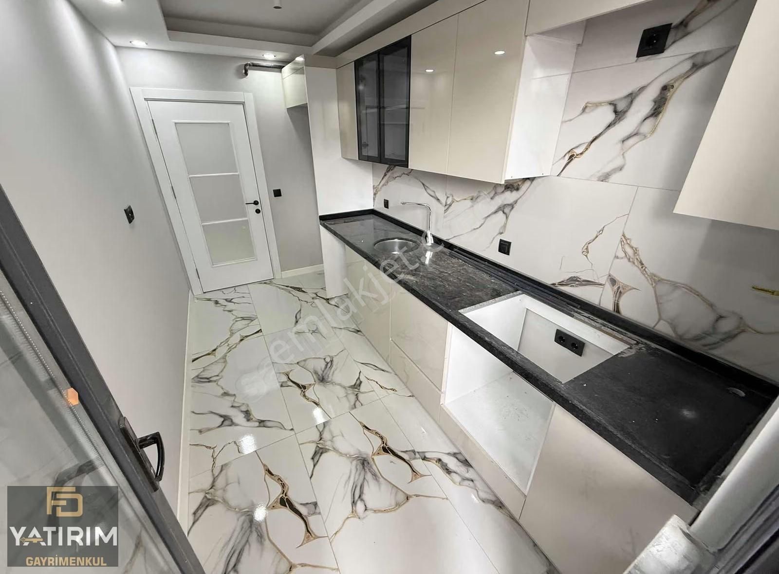 Tuzla Caddesi Üzeri Lüks Yerden Isıtmalı2+1 Yüksek Giriş Daire - Görsel 20