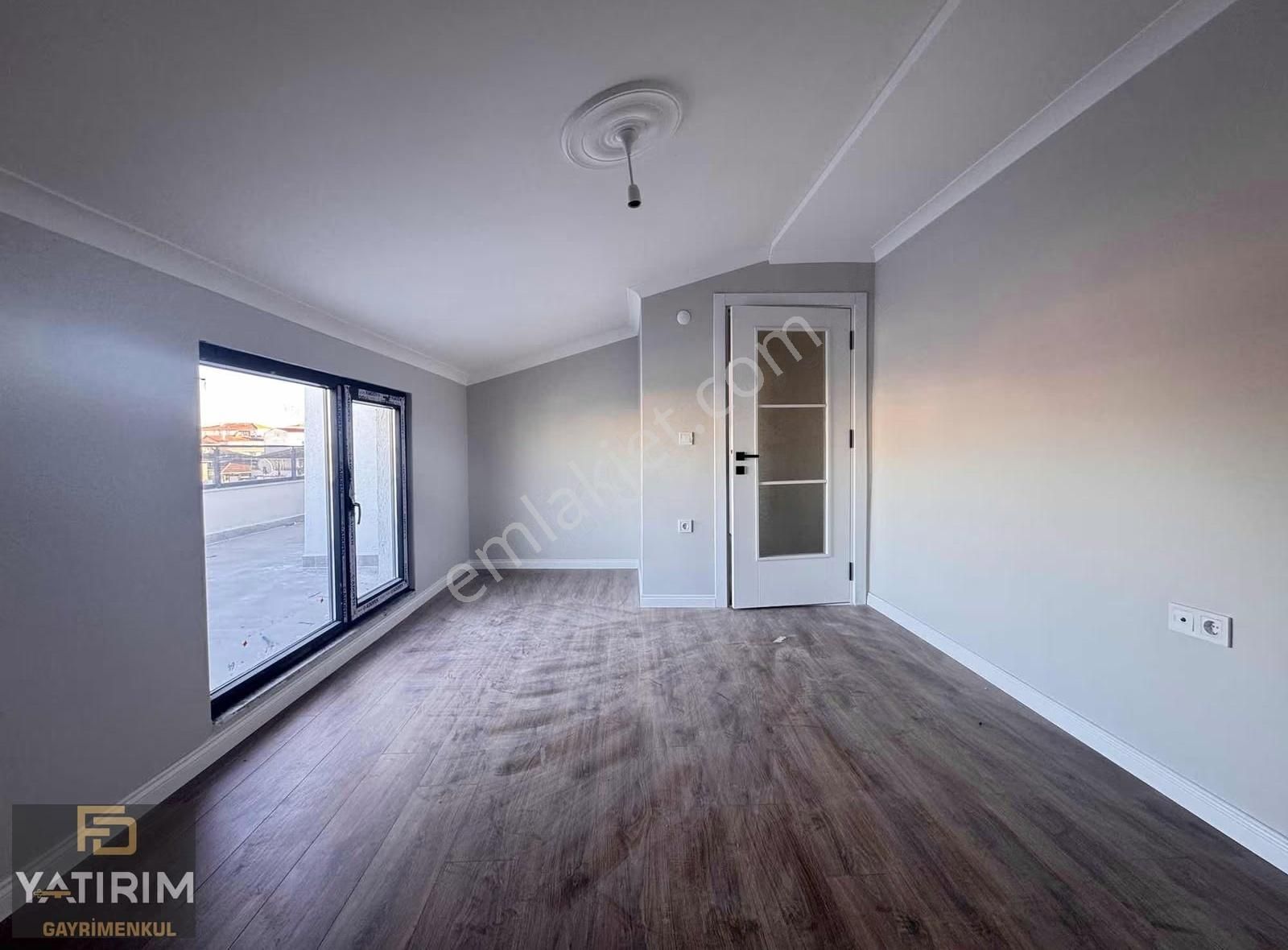 İstasyon Caddesi Marmaray Yakını 4+1 200 M2 Asansörlü Dubleks - Görsel 8