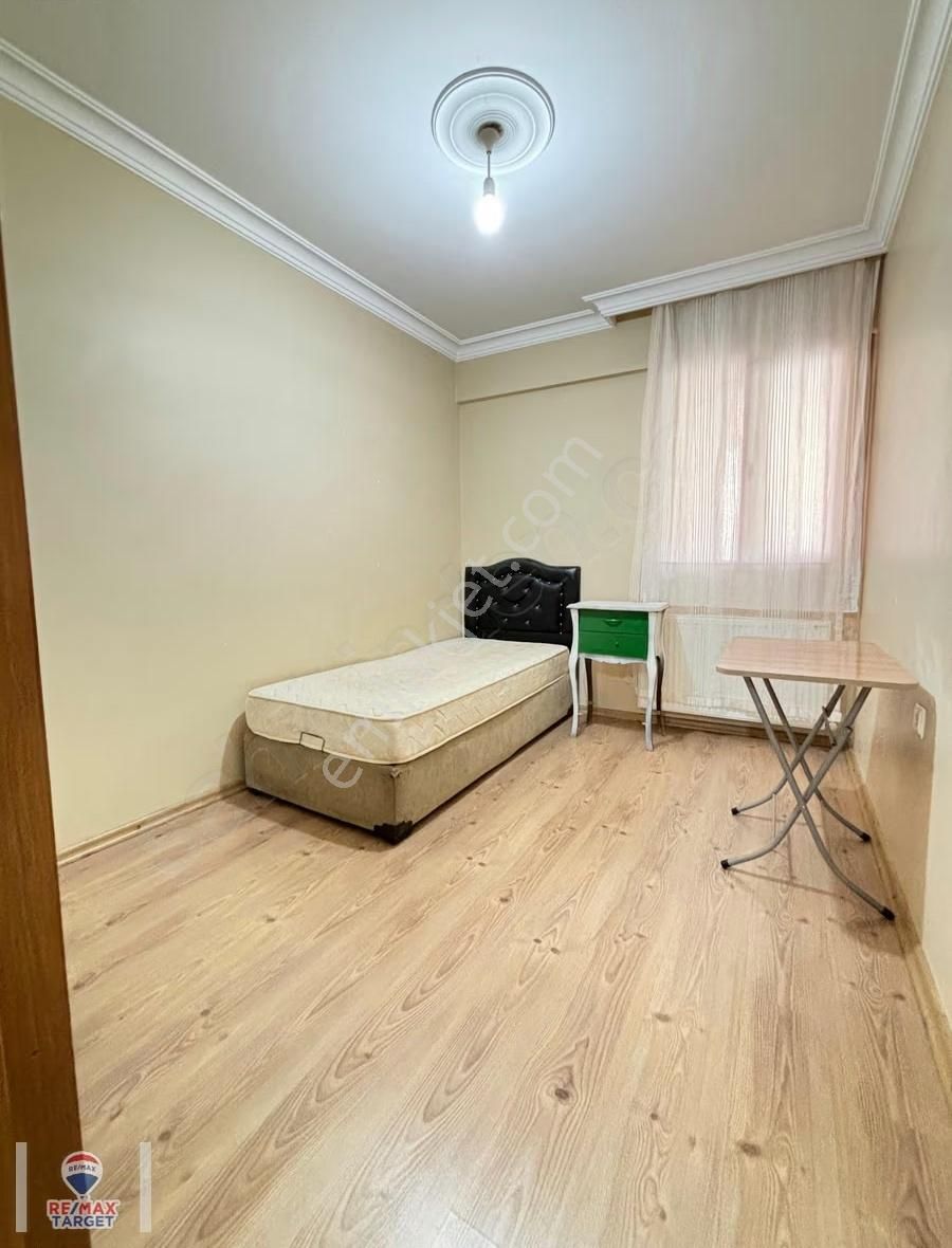 Fırsat Satılık Merkezi Konumda Eşyalı Çift Cephe Geniş 2+1 Daire - Görsel 20