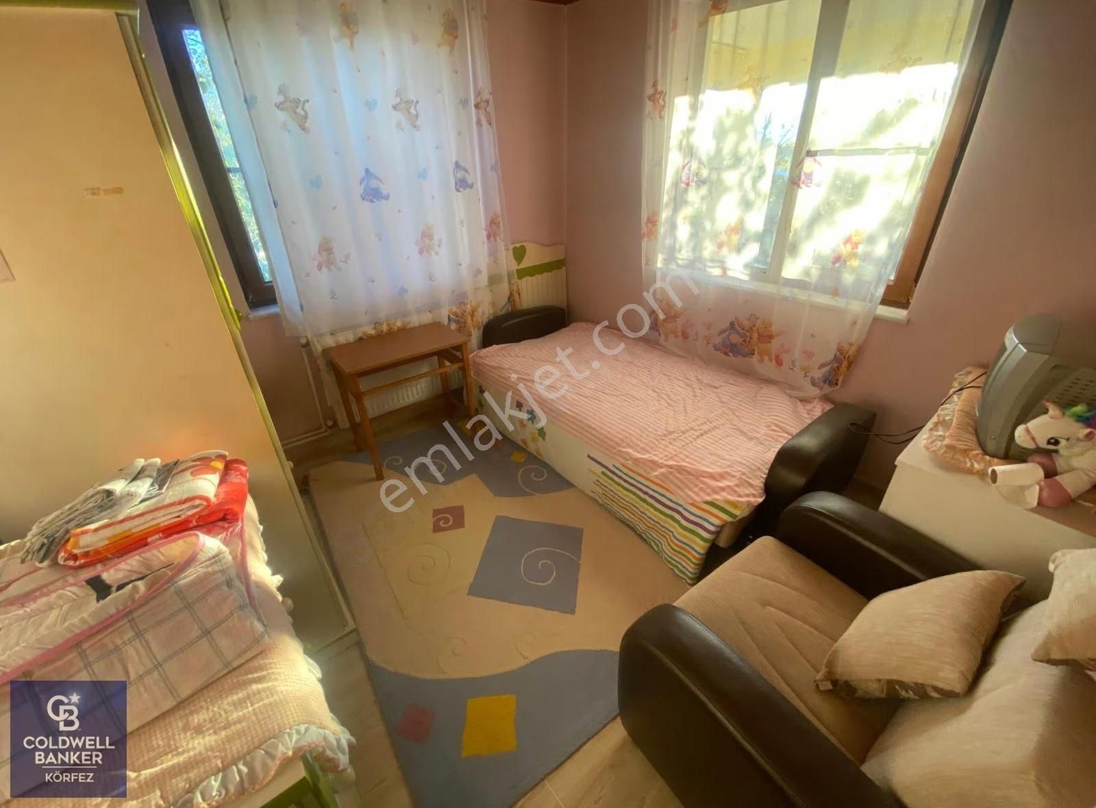 Havran'da Baraj Manzaralı, 1.100 M², Bahçeli, Müstakil Köy Evi - Görsel 32