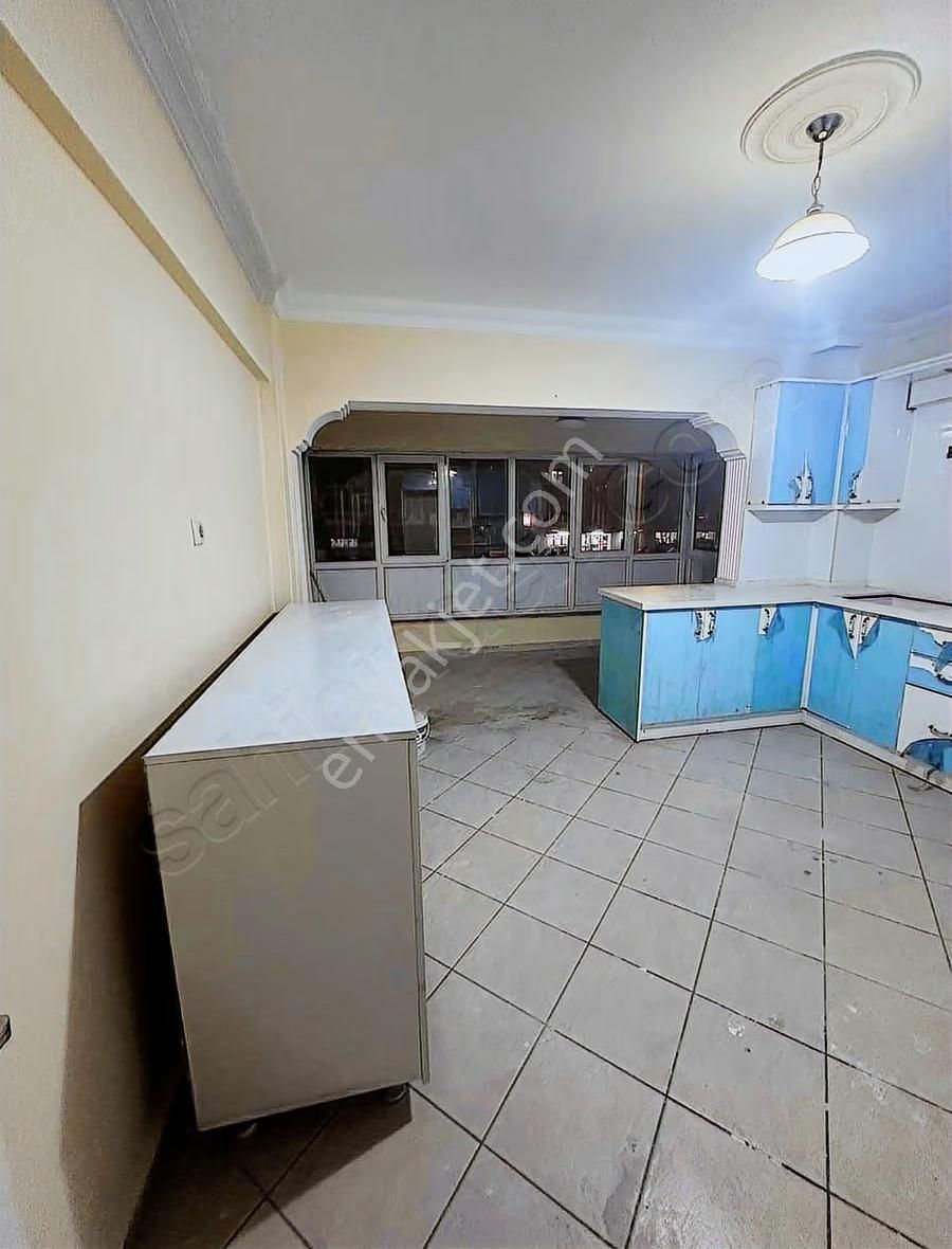 Akbaşlar'dan Milas Cumhuriyette Geniş Ara Kat 3+1 Daire - Görsel 3