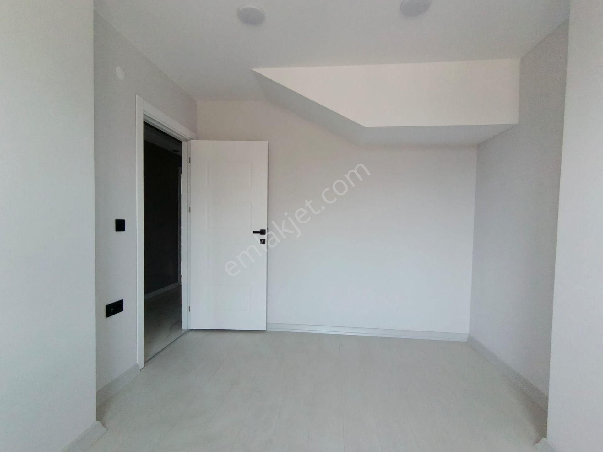 Çekmeköy Merkez Mh Satılık Ultra Lüks 5+2 220m² Çatı Dubleks - Görsel 19