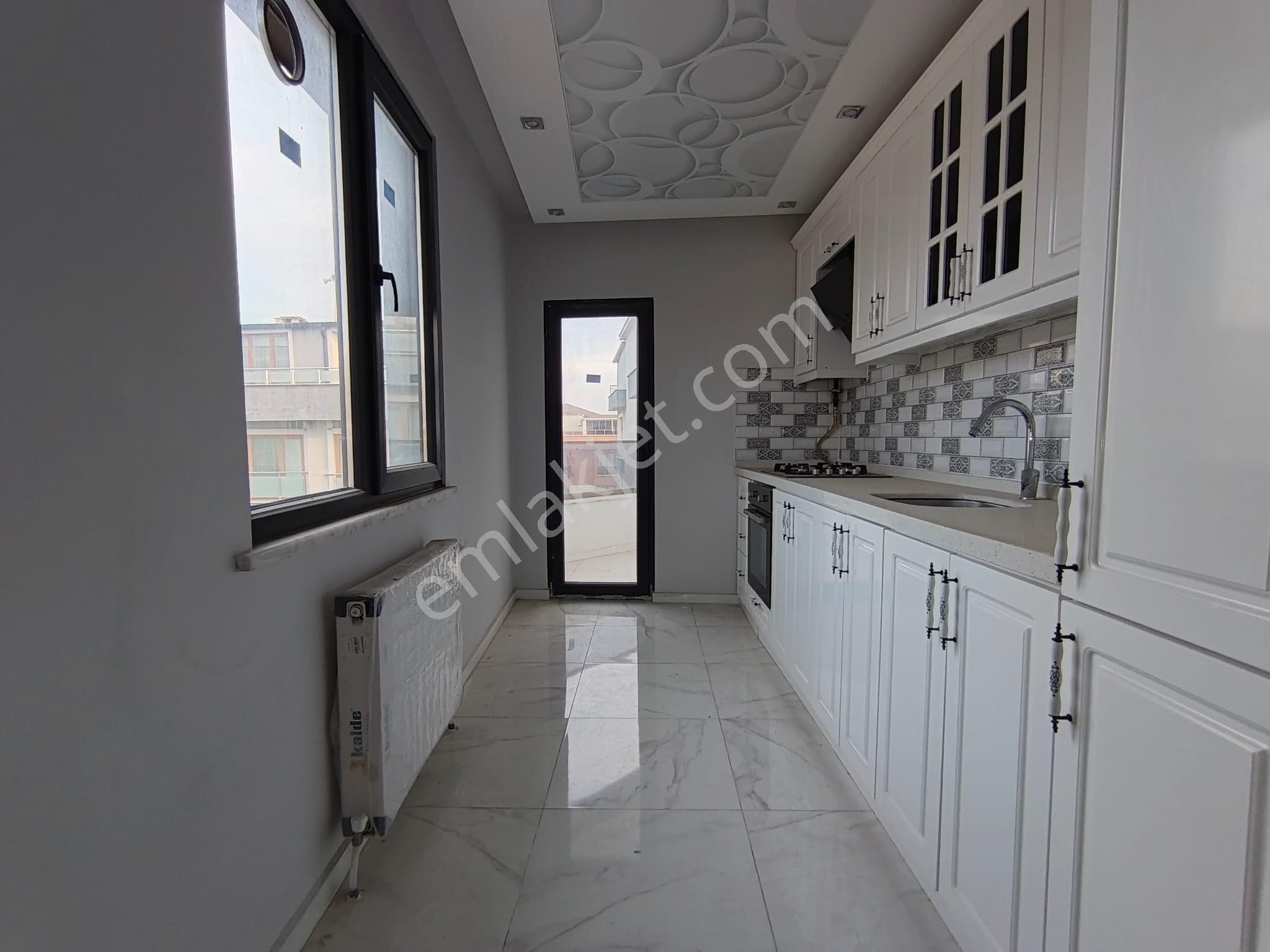 Çekmeköy Merkez Mh Satılık Ultra Lüks 5+2 220m² Çatı Dubleks - Görsel 14