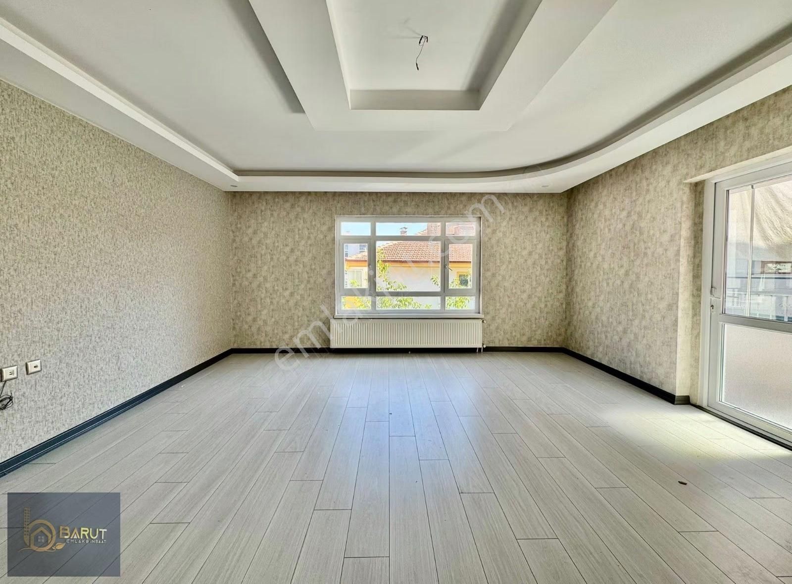 Barut Emlaktan Duru Tıp Yakını Kiler Masrafsız 3+1 Daire 1. Kat