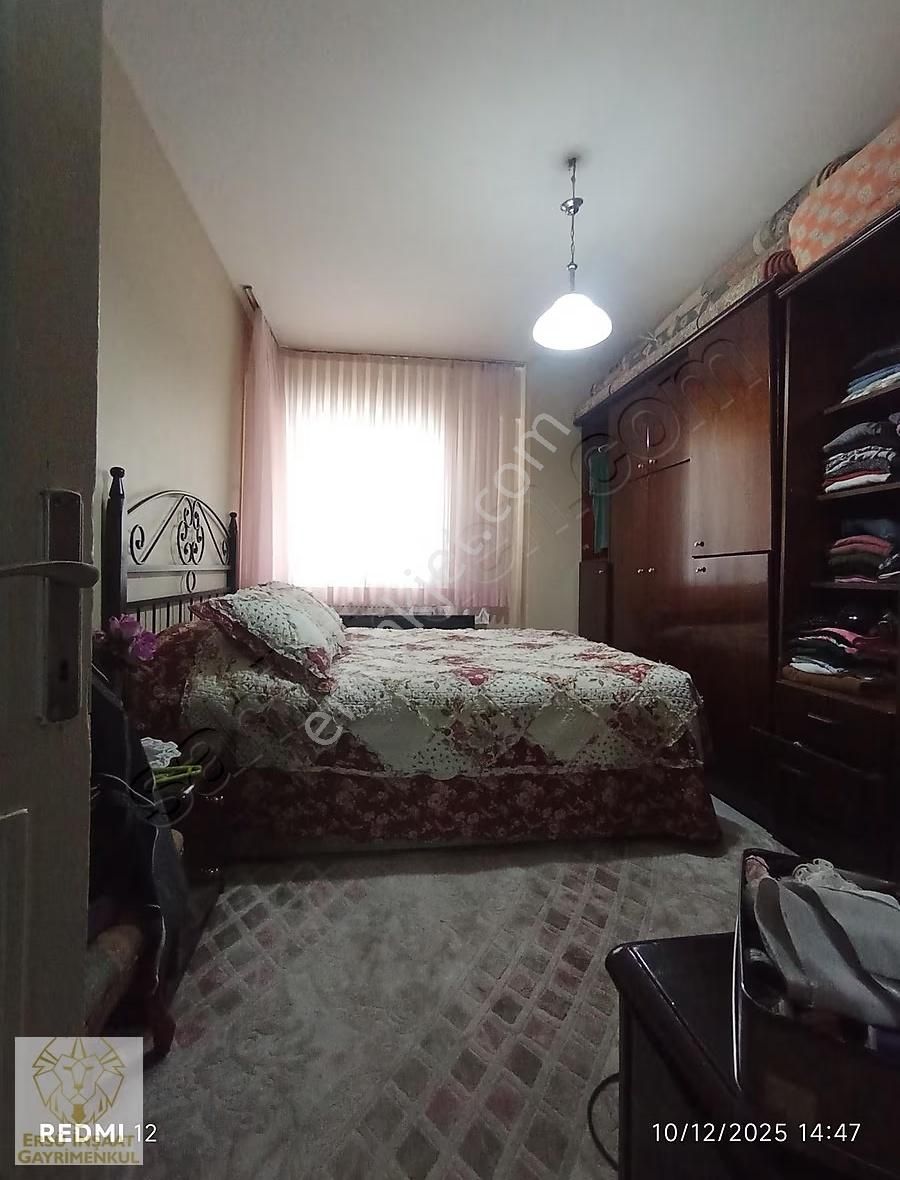 Ersü'den Yıldız Caddesi,merkez Camii Yakını Doğalgazlı 3+1 - Görsel 16