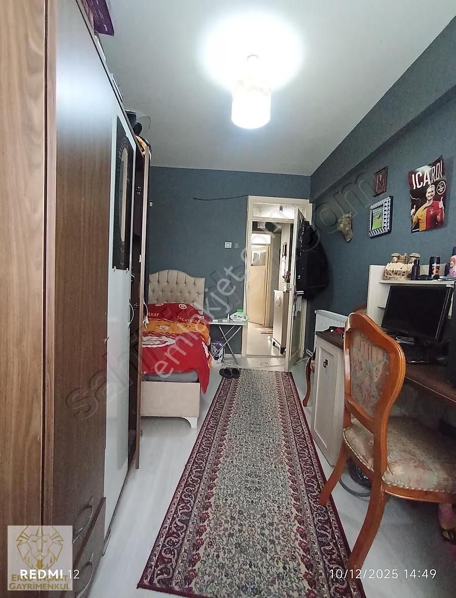 Ersü'den Yıldız Caddesi,merkez Camii Yakını Doğalgazlı 3+1 - Görsel 13