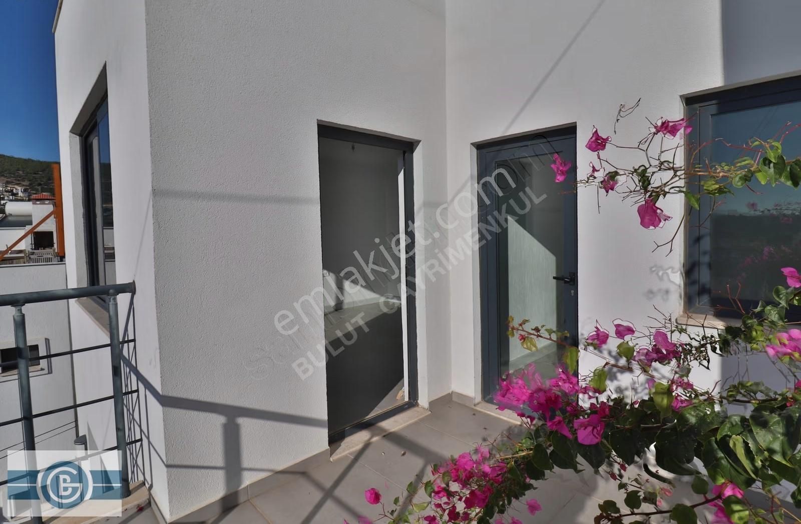 Bodrum Merkez I Kale Deniz Manzaralı I Bahçeli I 2+1 Villa - Görsel 4