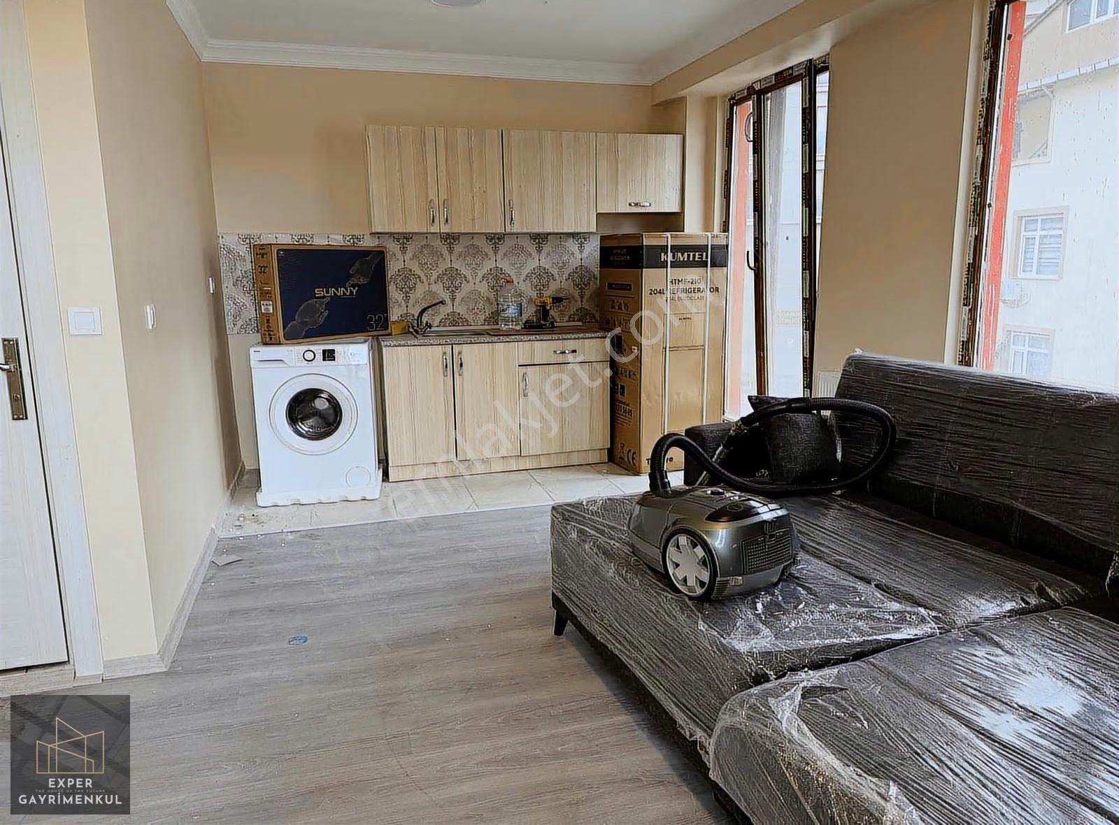 Kağıthane 1+0 Eşyalı Manzaralı Ferah Teraslı Kiralık Daire