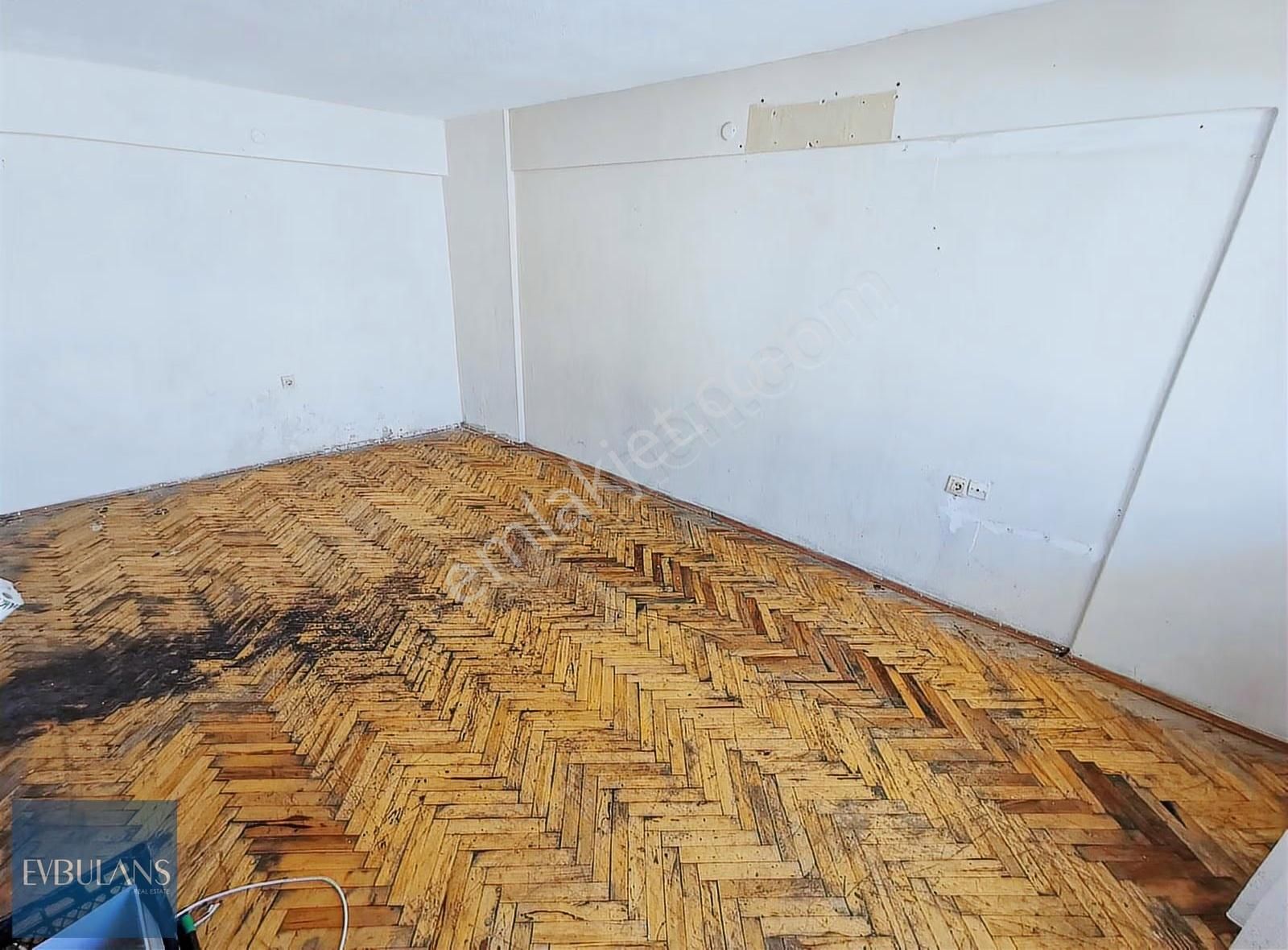 Nergiz Çarşı İçerisinde Geniş Sokak Ara Kat 2+1 Daire - Görsel 22