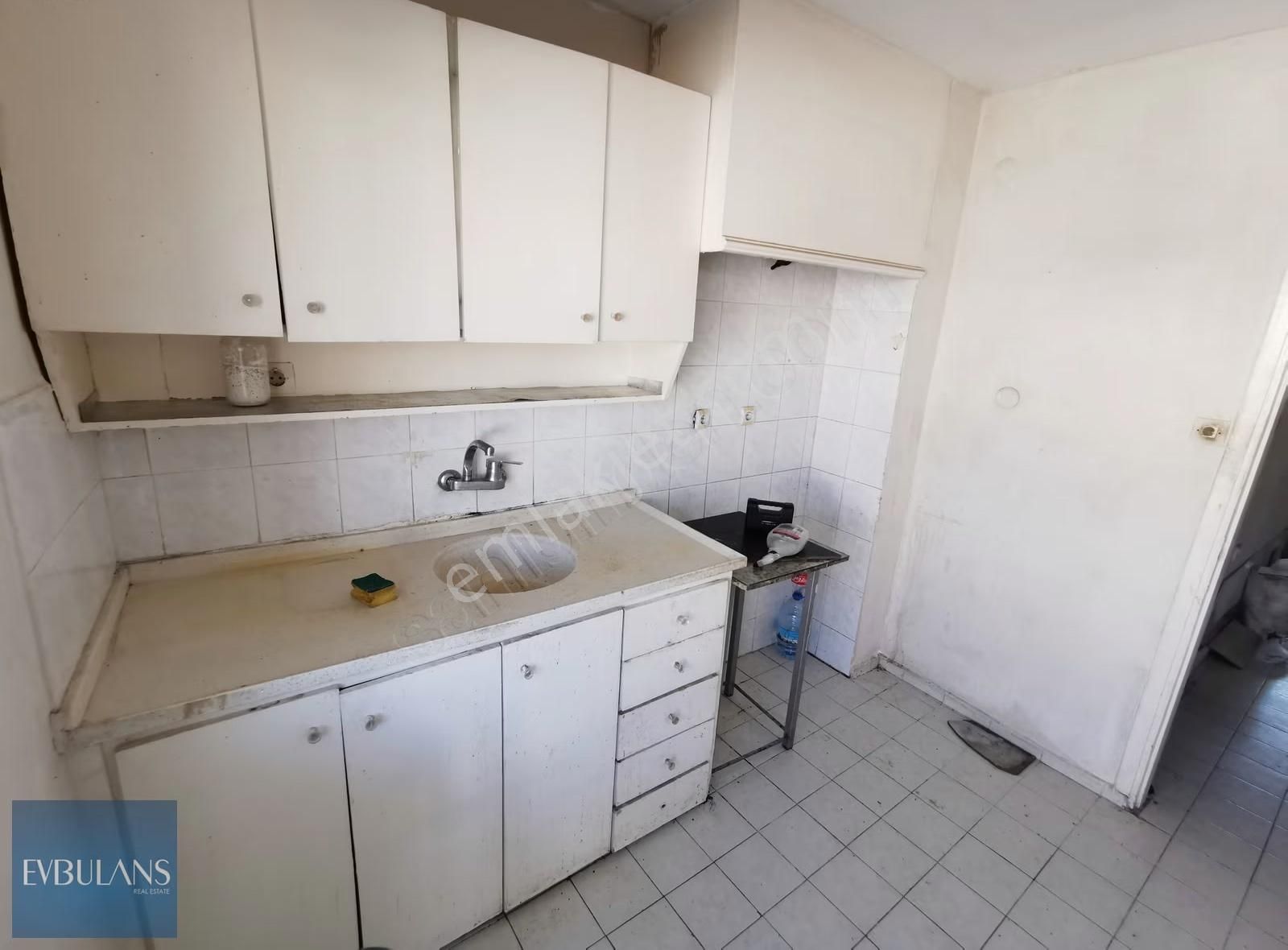 Nergiz Çarşı İçerisinde Geniş Sokak Ara Kat 2+1 Daire - Görsel 24