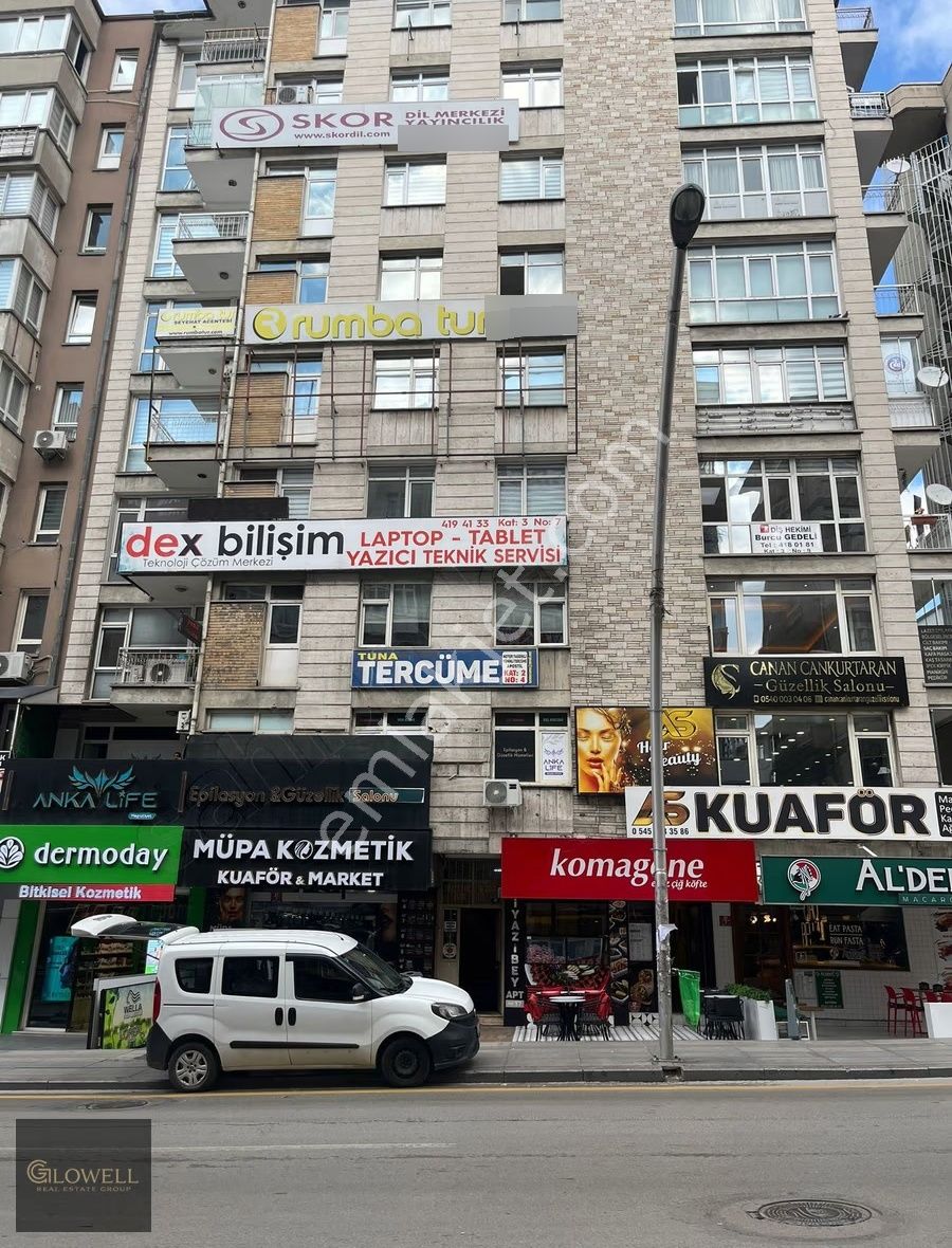 Meşrutiyet Caddesinde Mobilyalı 2+1 Ofis - Görsel 3