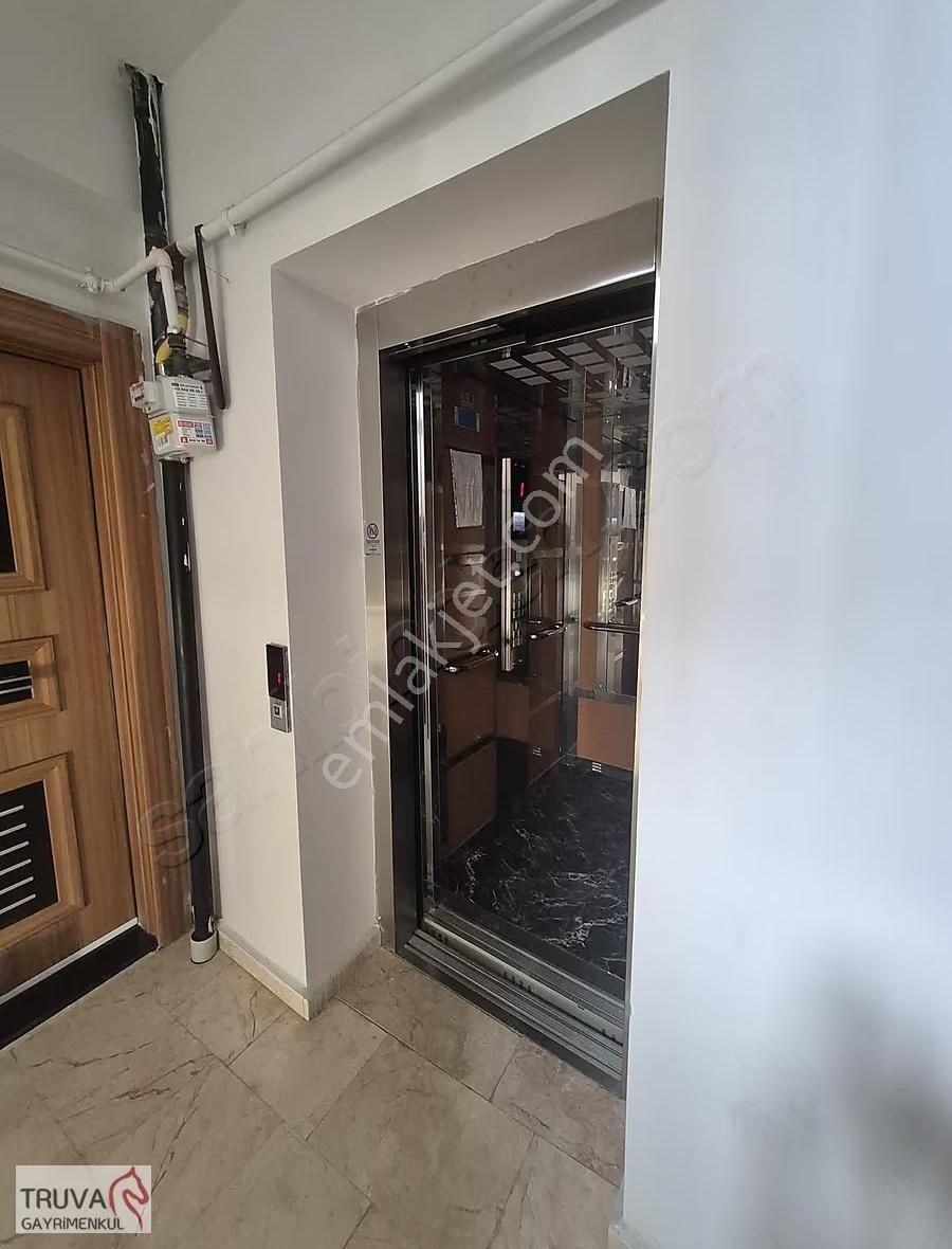 Pendik Bahçelievler Mah 2+1 Ara Kat, Balkonlu Satılık Daire - Görsel 5