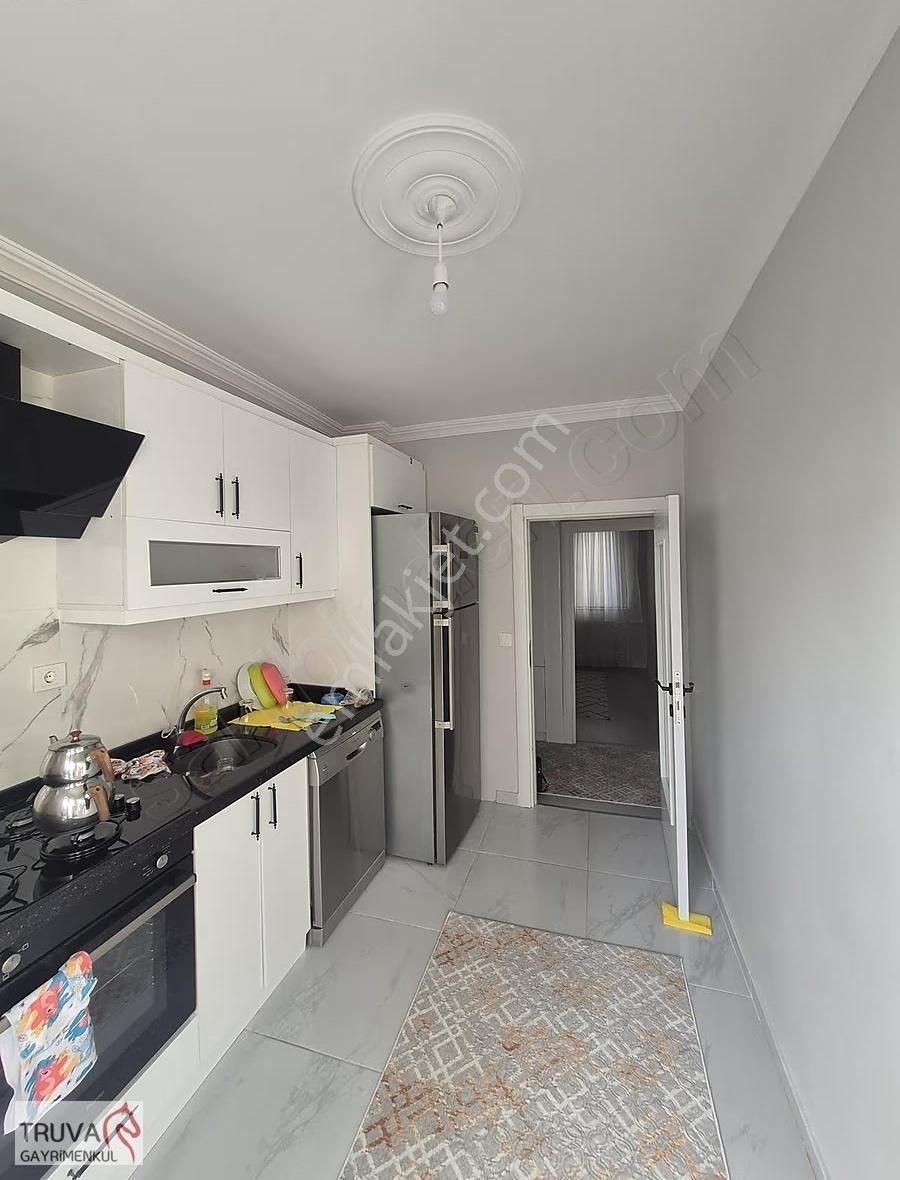 Pendik Bahçelievler Mah 2+1 Ara Kat, Balkonlu Satılık Daire - Görsel 11