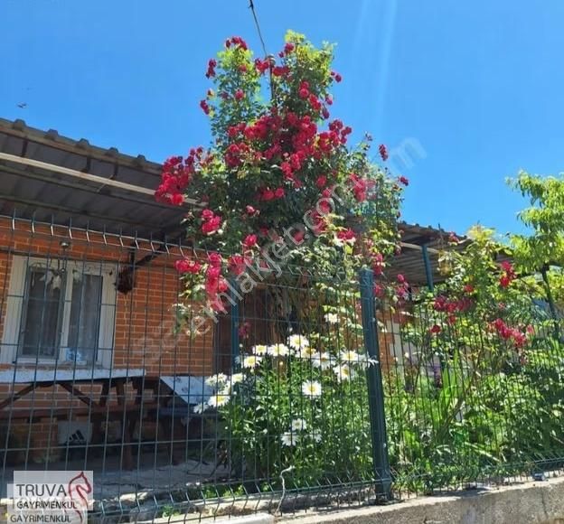 Truva Gayrimenkul Sındırgı Düvertepe'de Fırsat Müstakil Ev - Görsel 23