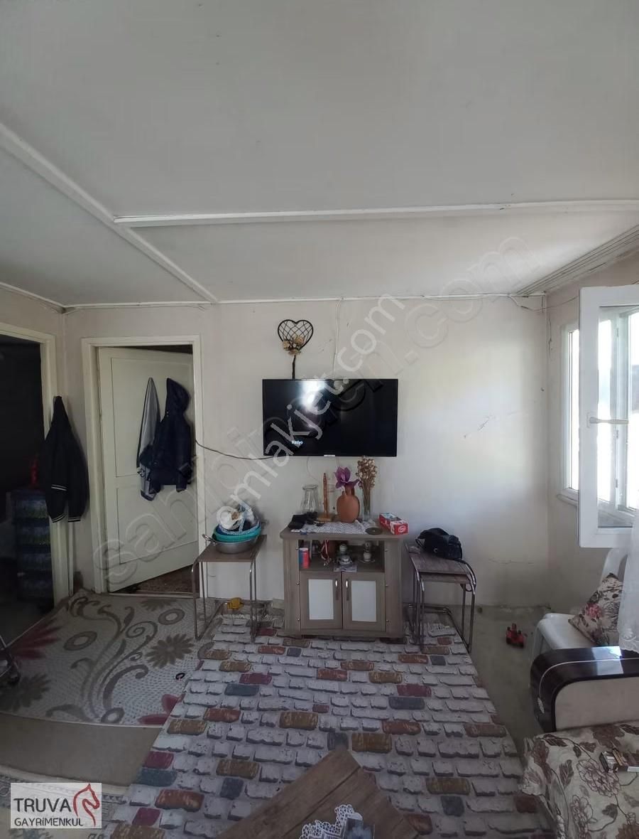 Truva Gayrimenkul Sındırgı Düvertepe'de Fırsat Müstakil Ev - Görsel 22