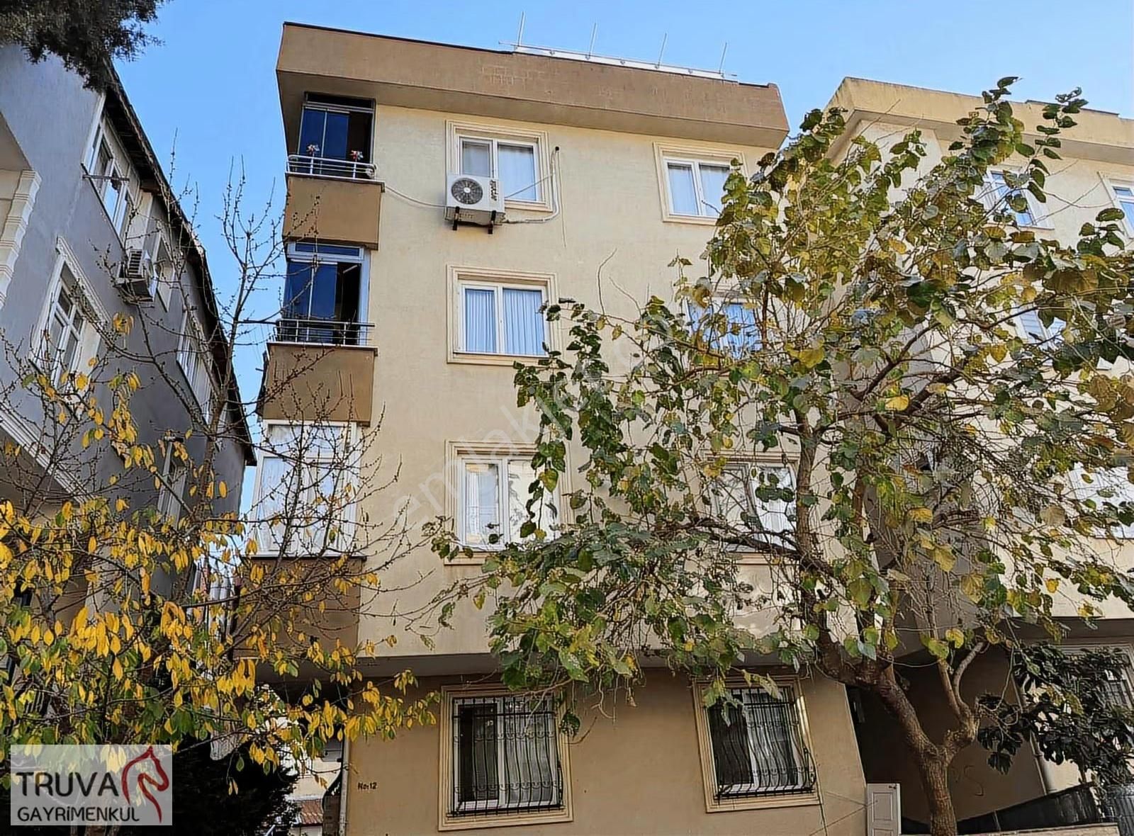 Esenler Mahallesinde Teraslı Çift Wcli 2+2 Dublex Daire - Görsel 4