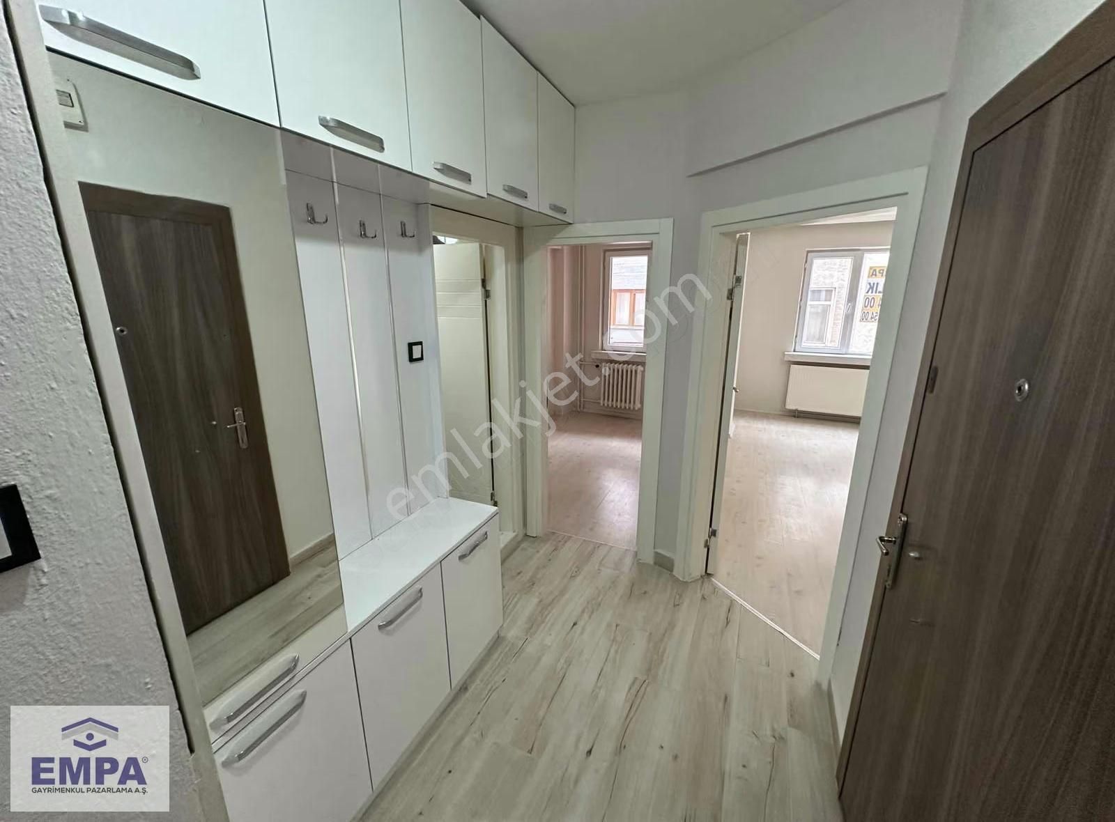 Empa'dan İstiklal Mahallesi 2+1 100m² Bakımlı Kiralık Daire - Görsel 20