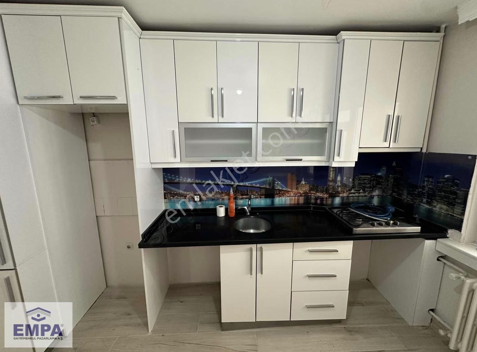 Empa'dan İstiklal Mahallesi 2+1 100m² Bakımlı Kiralık Daire - Görsel 13