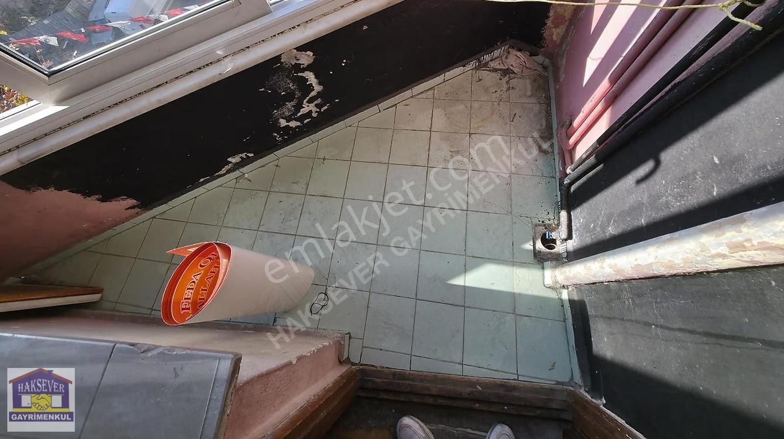 Haksever'den Satılık Geniş 3 Balkonlu 3+1 Ulaşıma Yakın 3.kat - Görsel 10