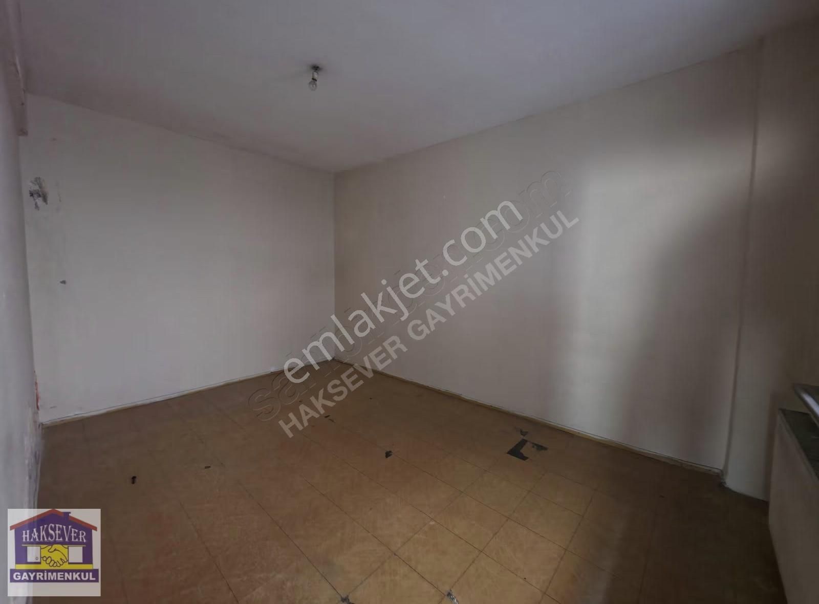 Haksever'den Satılık Geniş 3 Balkonlu 3+1 Ulaşıma Yakın 3.kat - Görsel 11