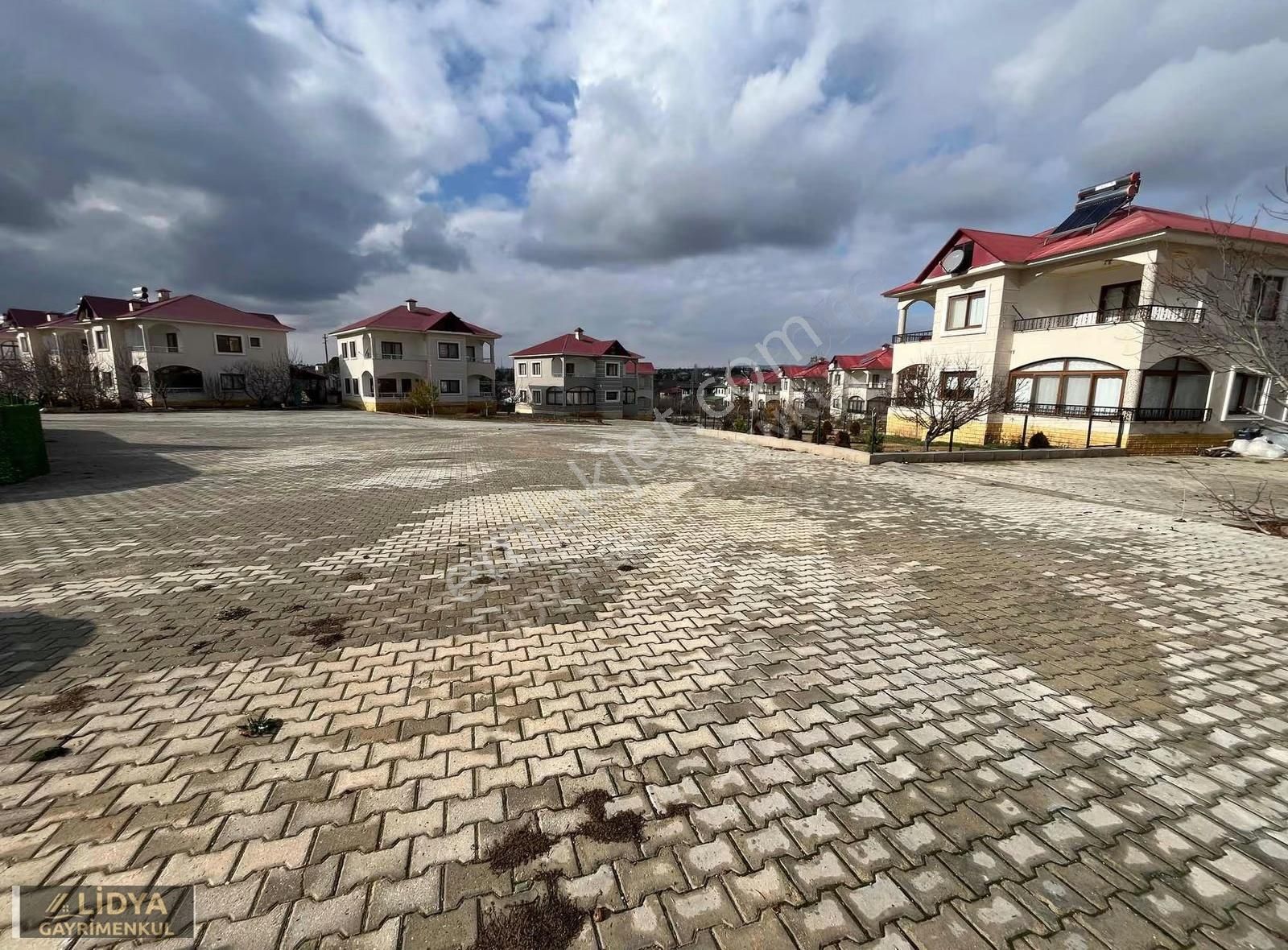 Avgadıya 5 Dk Mesafede Site İçerisinde Satılık Dublex Villa - Görsel 32