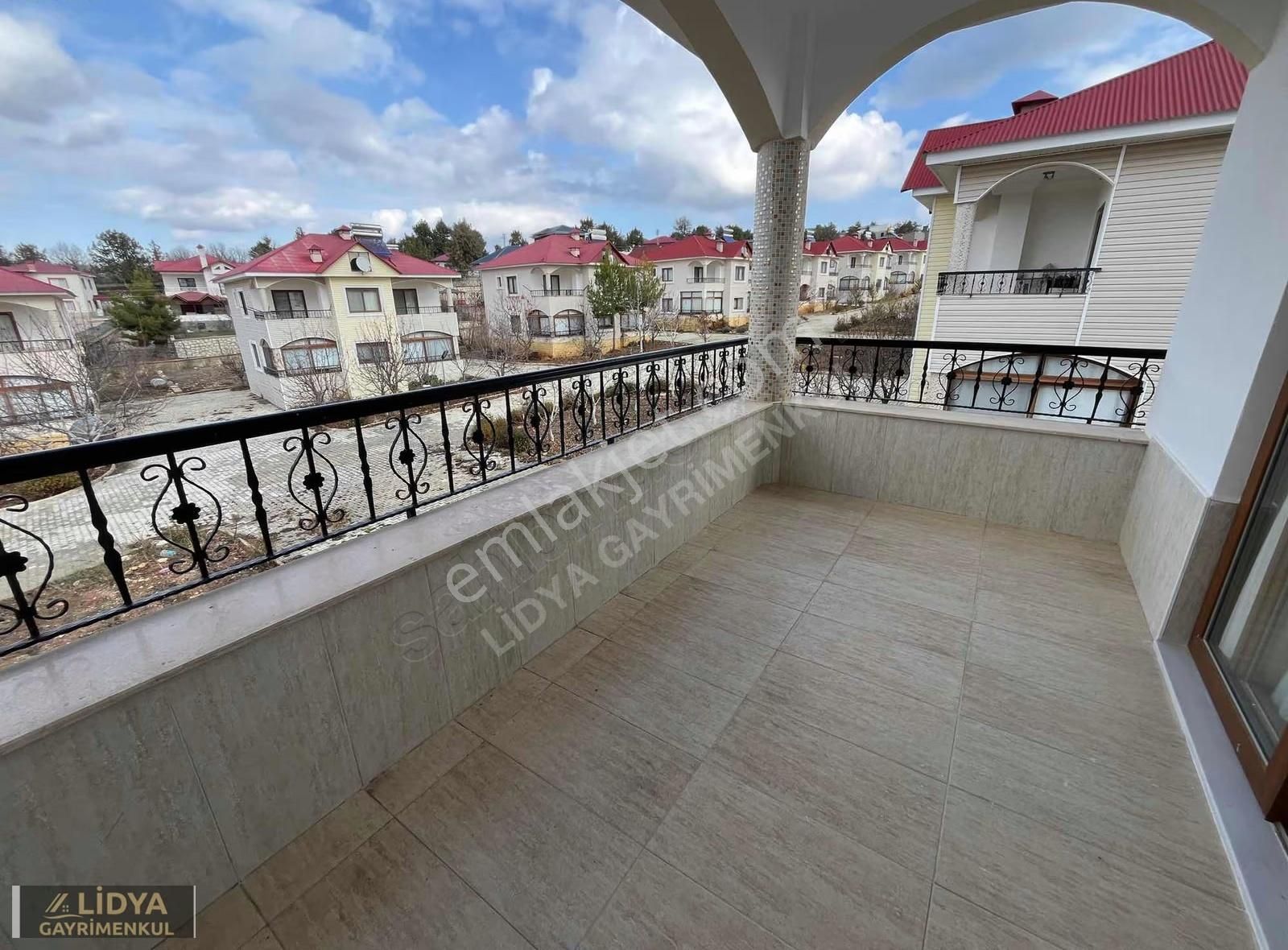 Avgadıya 5 Dk Mesafede Site İçerisinde Satılık Dublex Villa - Görsel 21