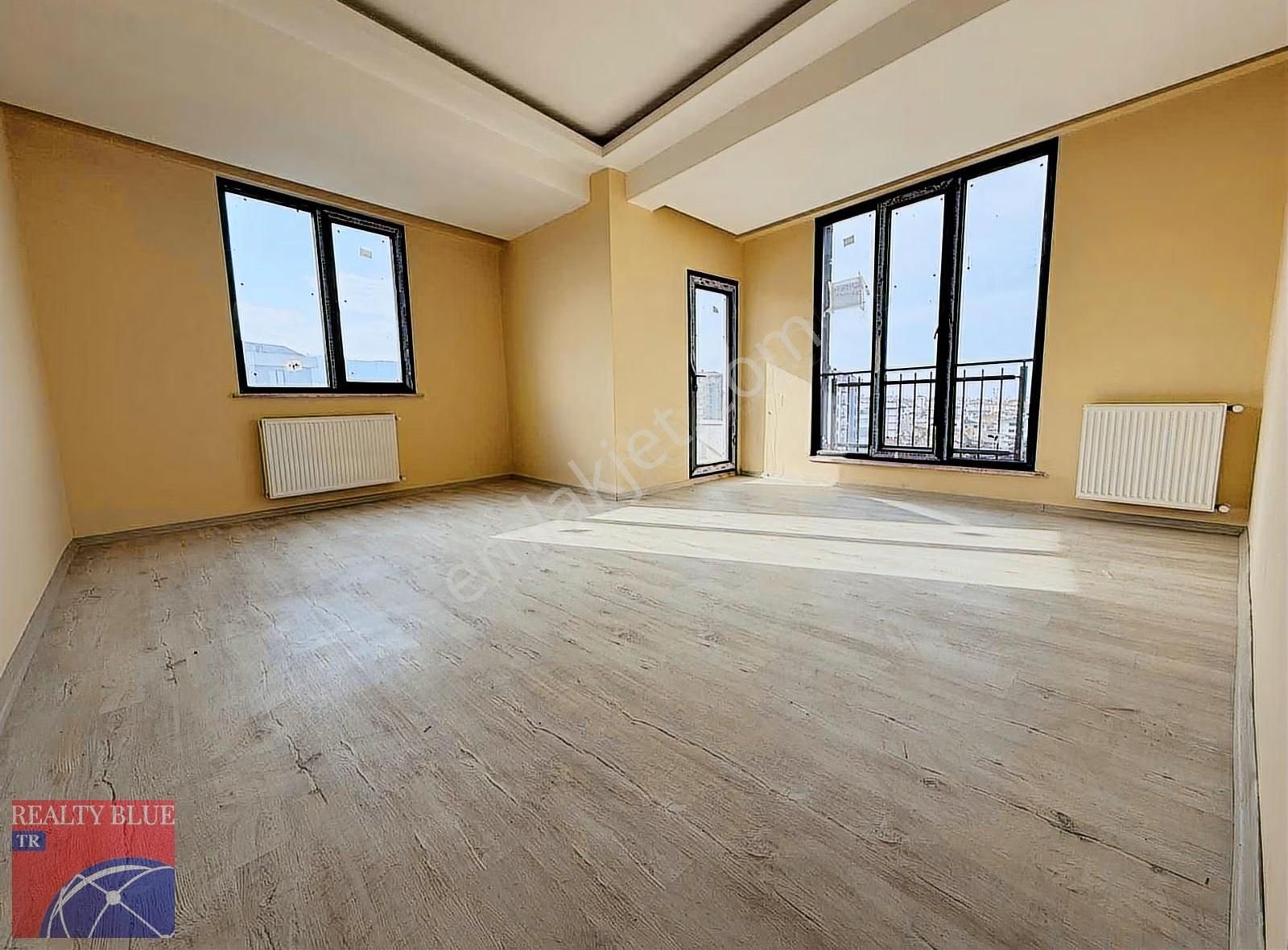 Sultanbeyli Akşemsettin Mh. Satılık 4+1 Sıfır Boş Üst Dubleks