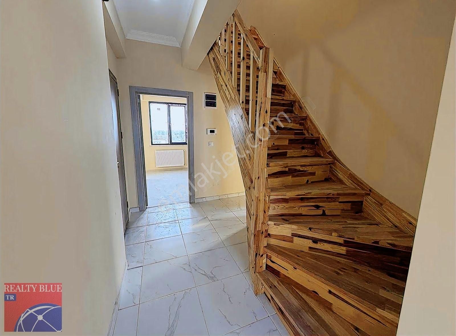 Sultanbeyli Akşemsettin Mh. Satılık 4+1 Sıfır Boş Üst Dubleks - Görsel 3