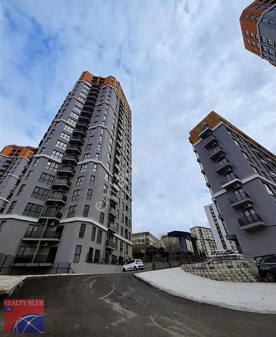 Kartal|hürriyet Mh| Dünya Şehir Kartalda 2+1 Kiraılık Daire