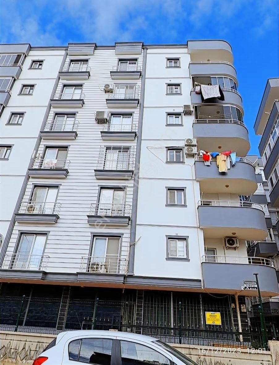 Asaf Emlak'tan Göksu Mahallesi'nde Site İçerisinde Kiralık Daire