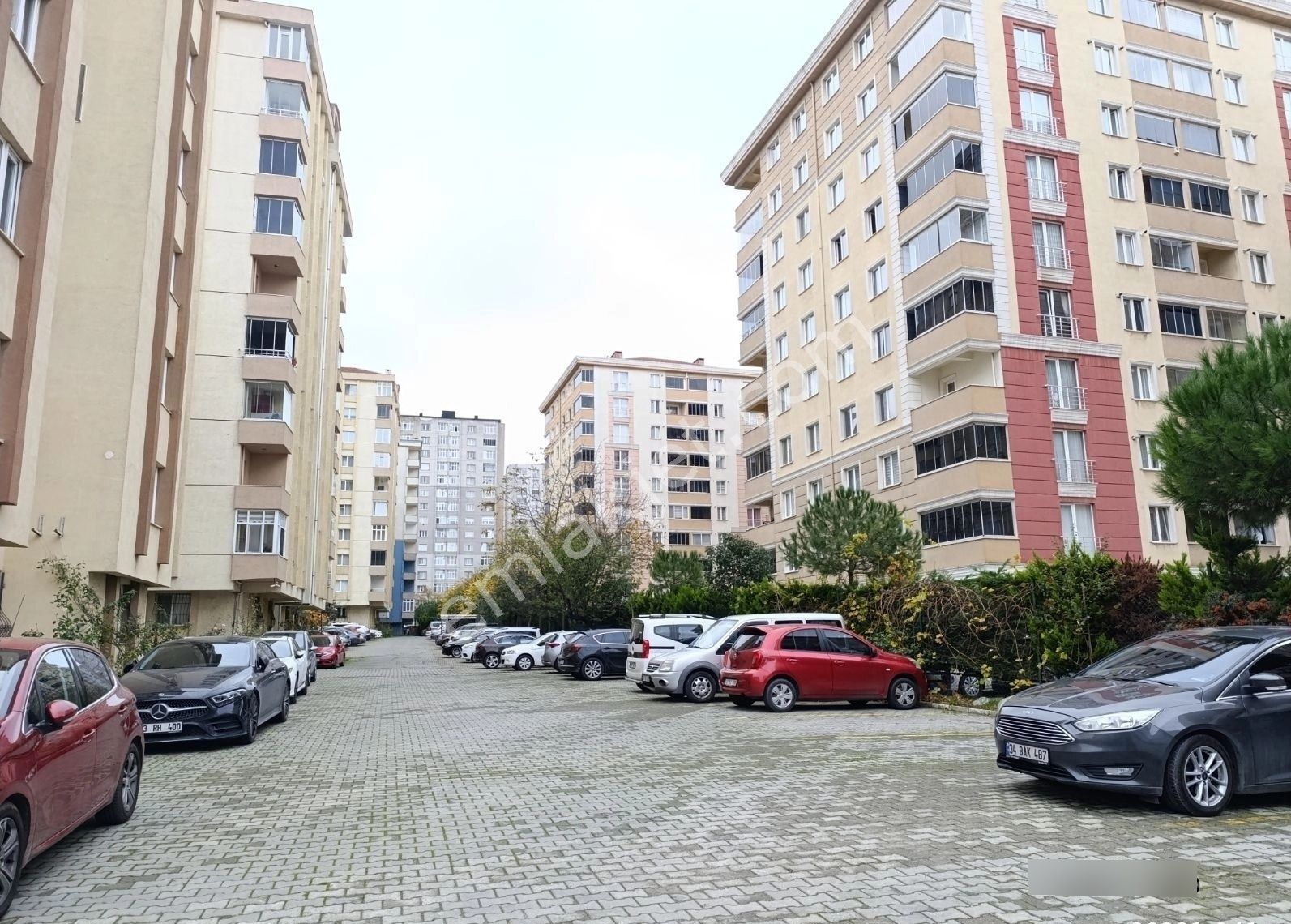 Esenyurt Barbaros Da 3+1 Daire 150 M2 Site De 22 Yıllık - Görsel 25