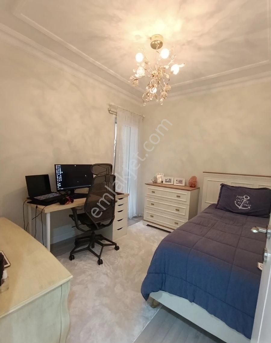 Esenyurt Barbaros Da 3+1 Daire 150 M2 Site De 22 Yıllık - Görsel 2