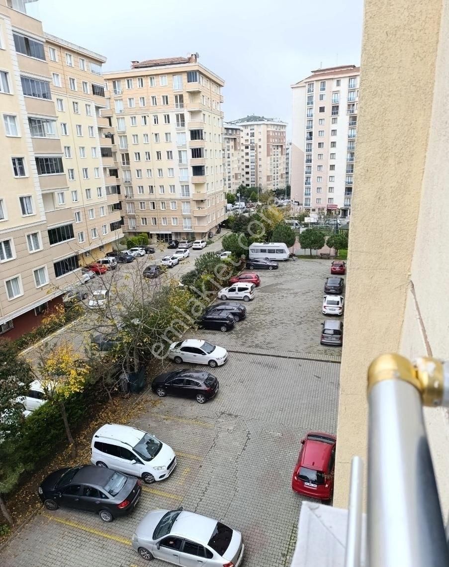 Esenyurt Barbaros Da 3+1 Daire 150 M2 Site De 22 Yıllık - Görsel 3