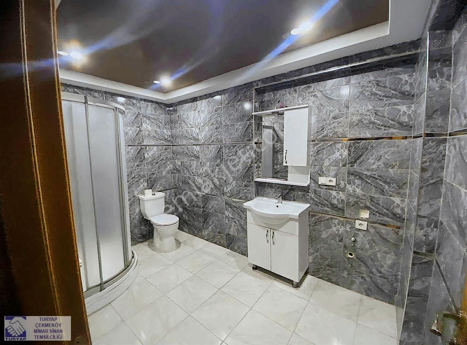 Çekmeköy Merkezde Yatırıma Uygun Boş Satılık Arakat 2+1 - Görsel 2