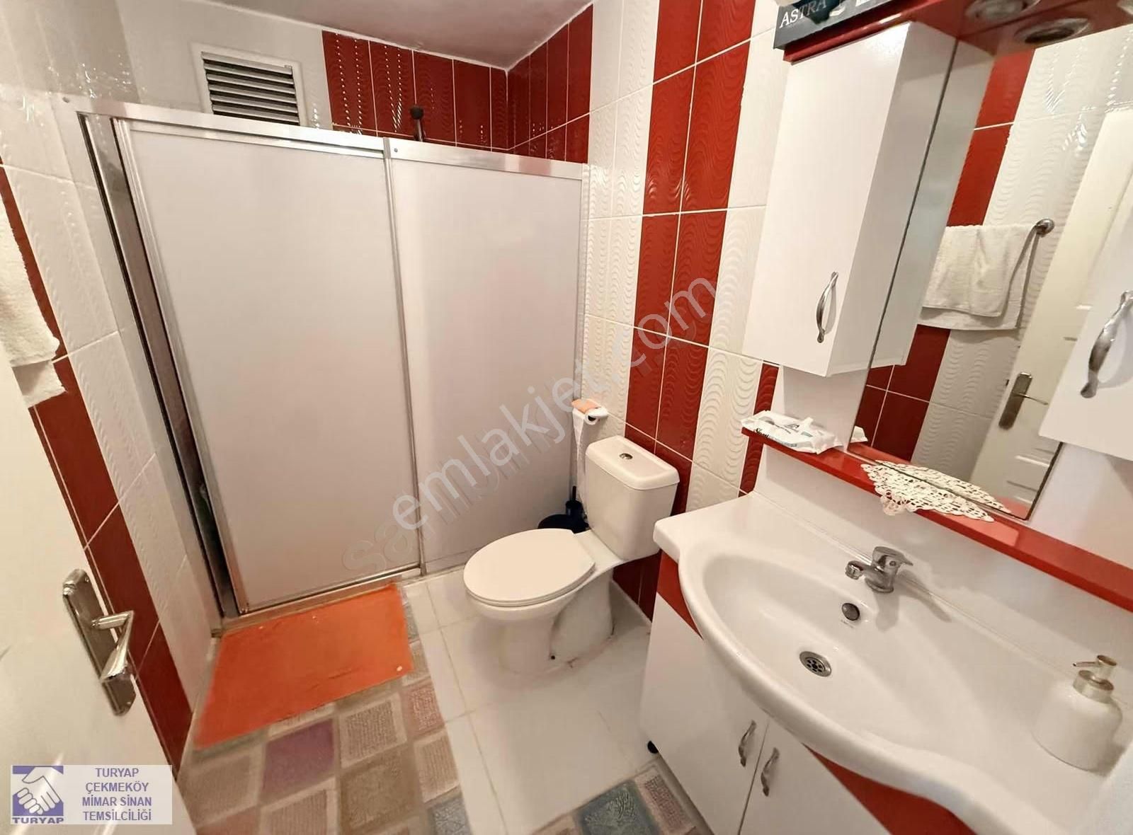 Çekmeköy'de Merkezi Lokasyonda Geniş-ferah 2+1 Bahçekatı Daire - Görsel 2