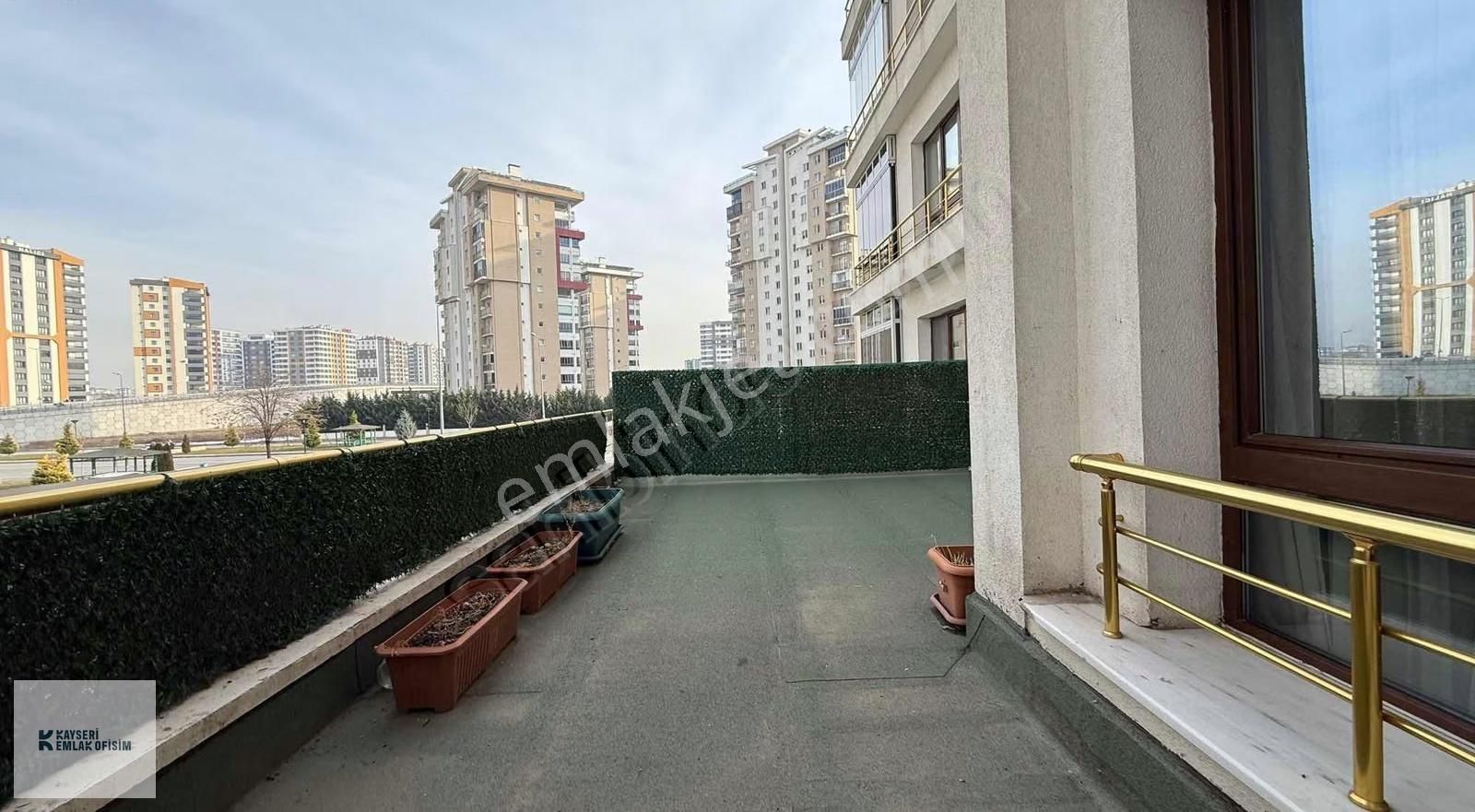 Yakut Mah. 4+1 170 M2 Ekstra Teraslı Geniş Ve Ferah Daire - Görsel 13