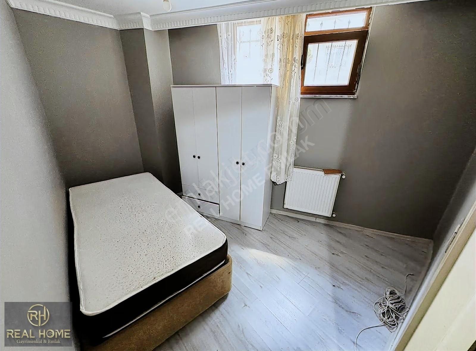 Real Home'dan Gültepe'de 1+1 Satılık Eşyalı Bahçe Katı 65 M2 - Görsel 4