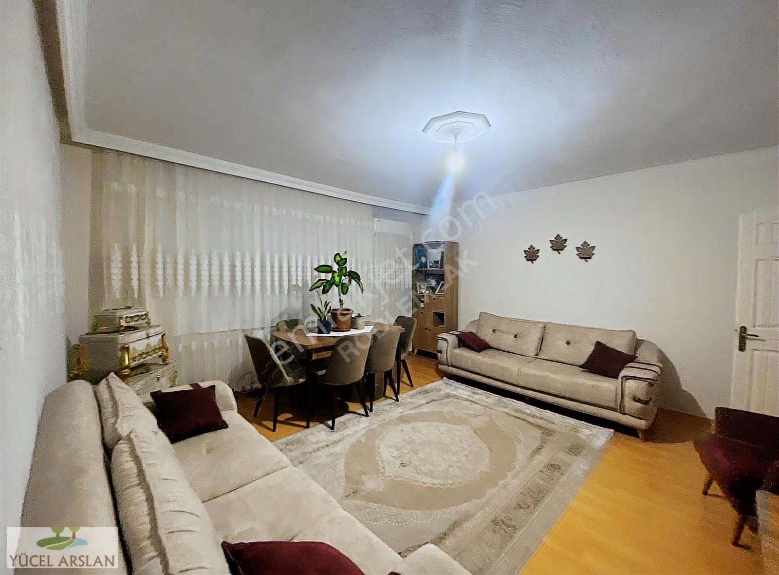 Çiğli Uğurmumcu Mah. 130m2 D.gazlı 3+1 Satılık Daire
