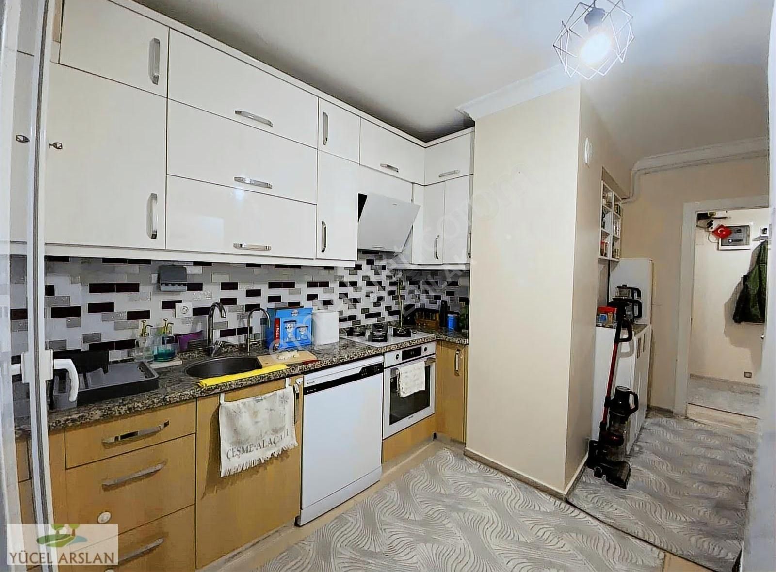 Karşıyaka Şemikler'de Satılık Doğalgazlı Yeni 2+1 Ara Kat Daire - Görsel 12