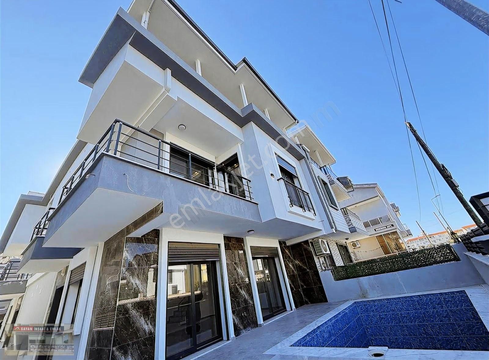 Efelerde Satılık 3+1 Özel Havuzlu Müstakil Villa - Görsel 4