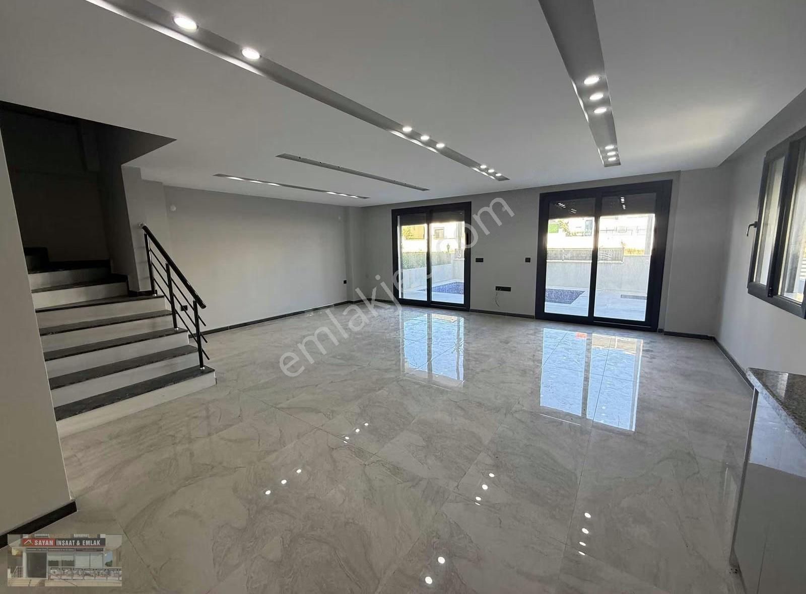 Efelerde Satılık 3+1 Özel Havuzlu Müstakil Villa - Görsel 7