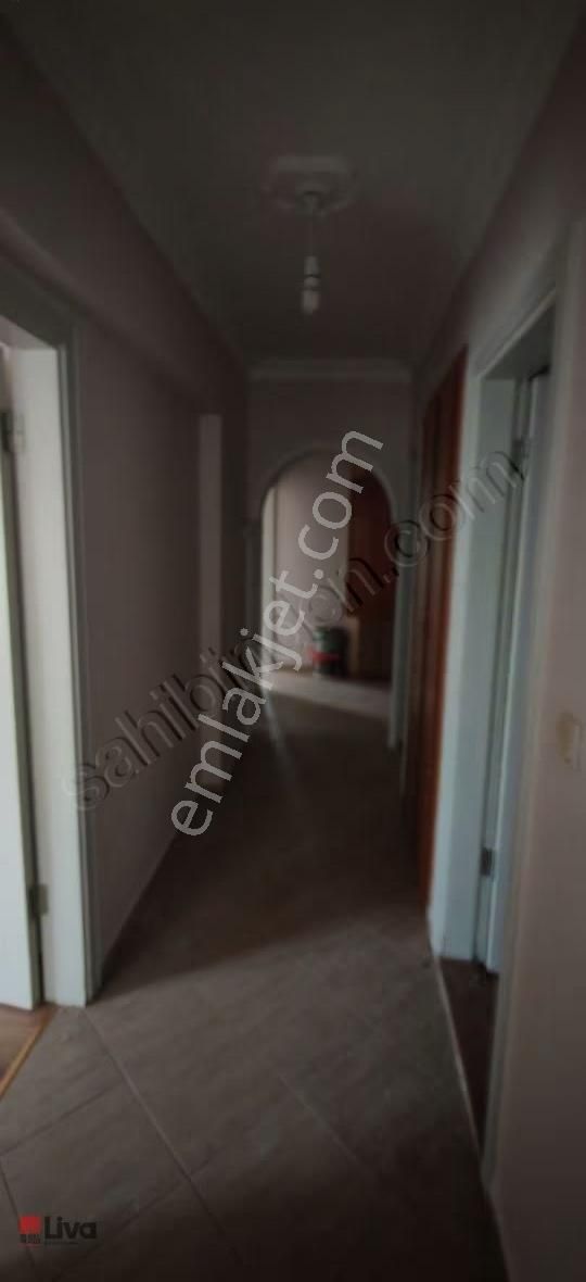 Paşaalanı Mahallesi'nde 2+1 Kiralık Temiz Daire. - Görsel 12