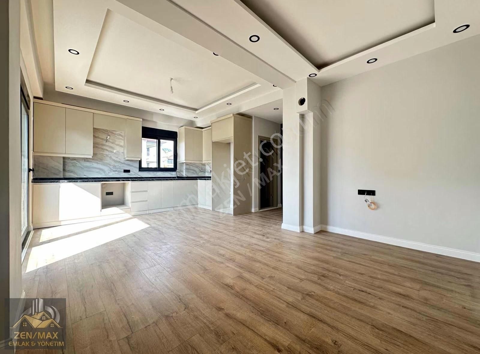 Ilıcada 2+1 Havuzlu Teraslı Sıfır Dubleks Daire