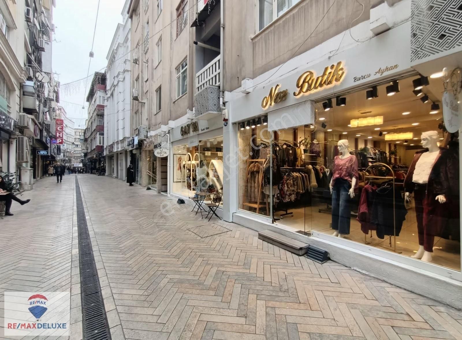 Çarşı Merkez De Satılık 200 M2 Yatırımlık Dükkan