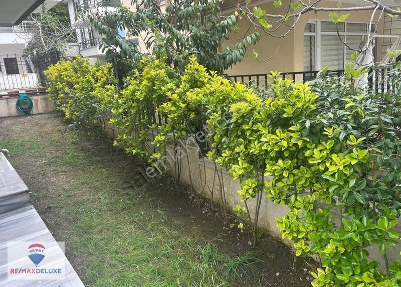 Yalova Çınarcık Sümer Sitesinde Özel Plajlı Tripleks Villa - Görsel 16