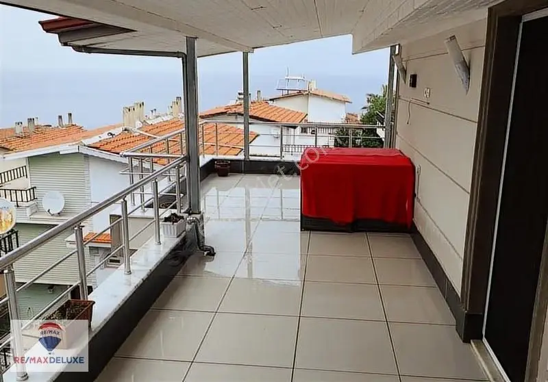 Yalova Çınarcık Sümer Sitesinde Özel Plajlı Tripleks Villa - Görsel 5