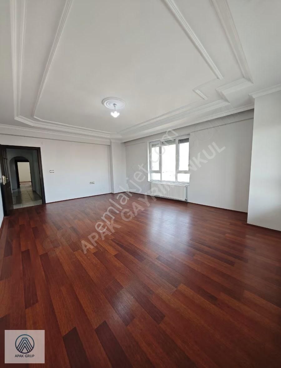 Osman Kavuncu'da Az Kullanılmış 180 M² Geniş 3+1 Çift Balkon - Görsel 8