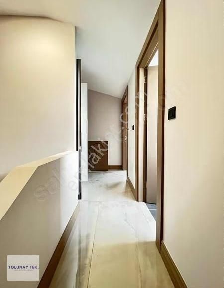 Nefes Çengelköyde Güvenlikli Sitede Kiralık Dubleks - Görsel 13
