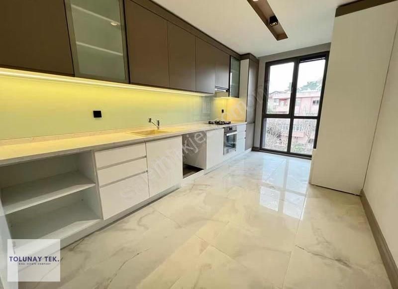 Nefes Çengelköyde Güvenlikli Sitede Kiralık Dubleks - Görsel 18